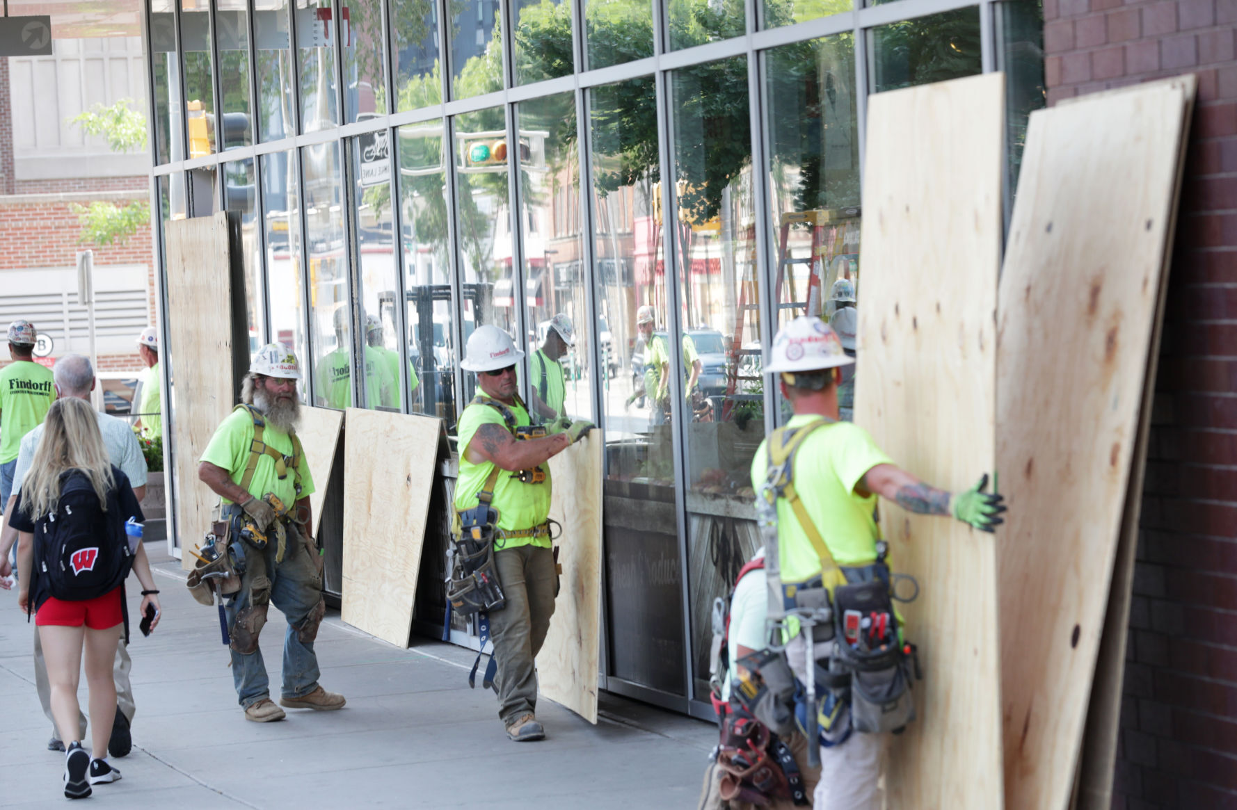 Clean up downtown after Tuesday night protests